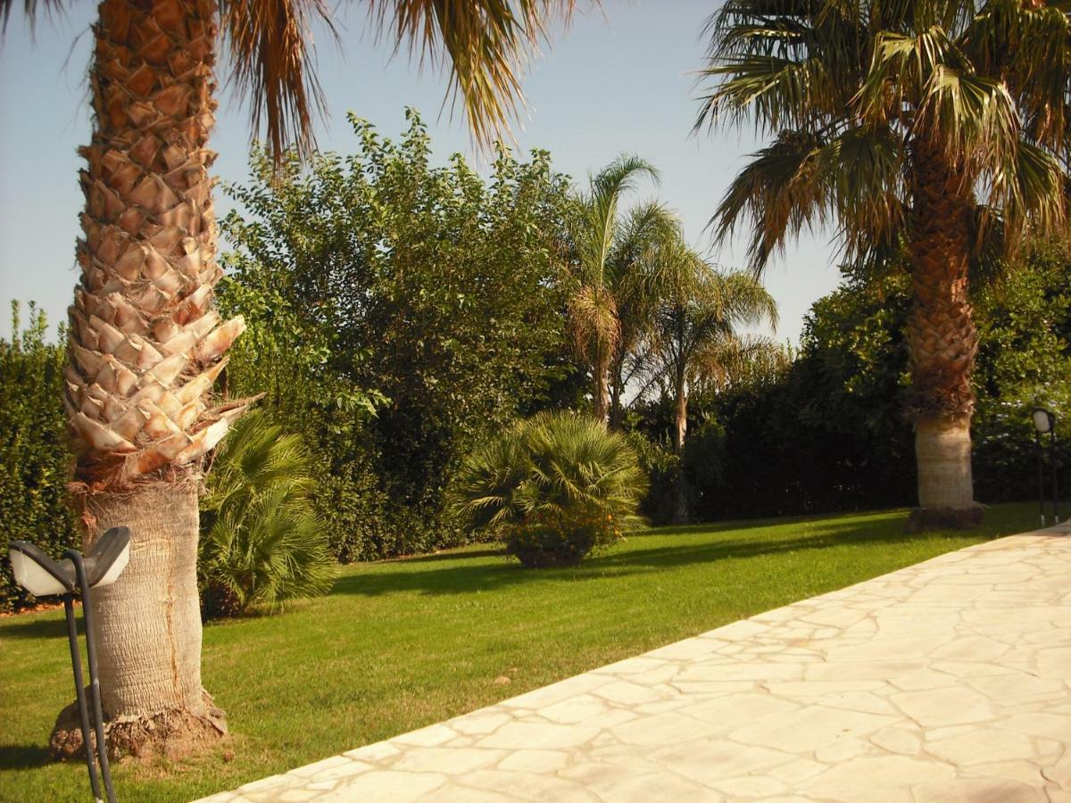 "Villa Rosa" Marina di Ragusa Buitenkant foto