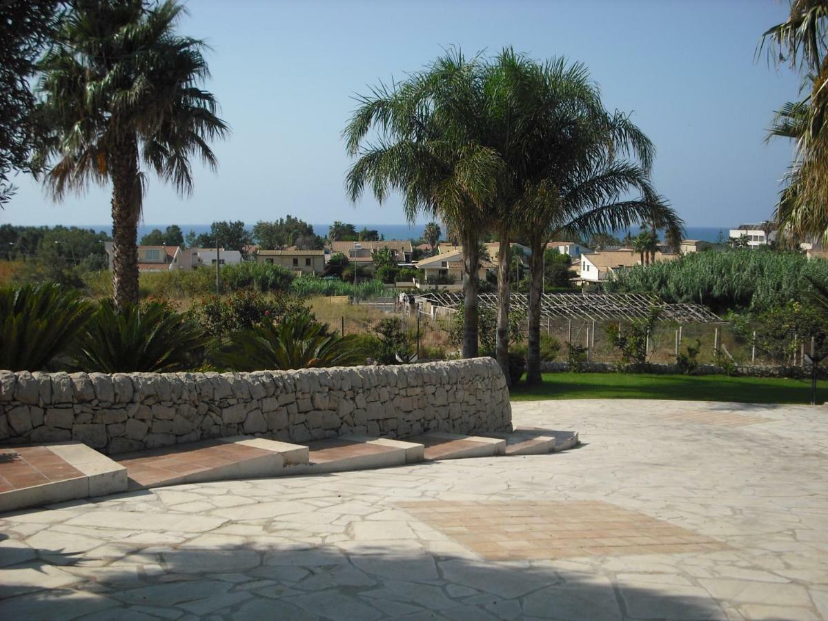 "Villa Rosa" Marina di Ragusa Buitenkant foto