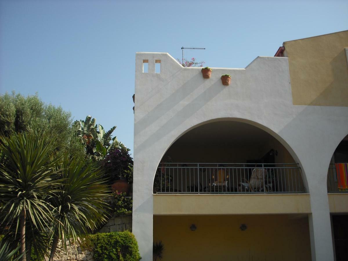 "Villa Rosa" Marina di Ragusa Buitenkant foto