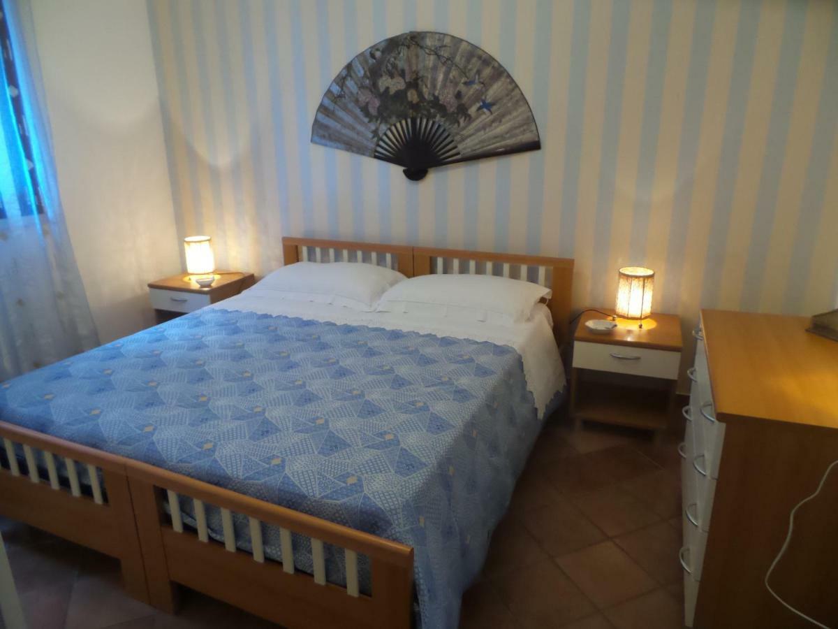 "Villa Rosa" Marina di Ragusa Buitenkant foto